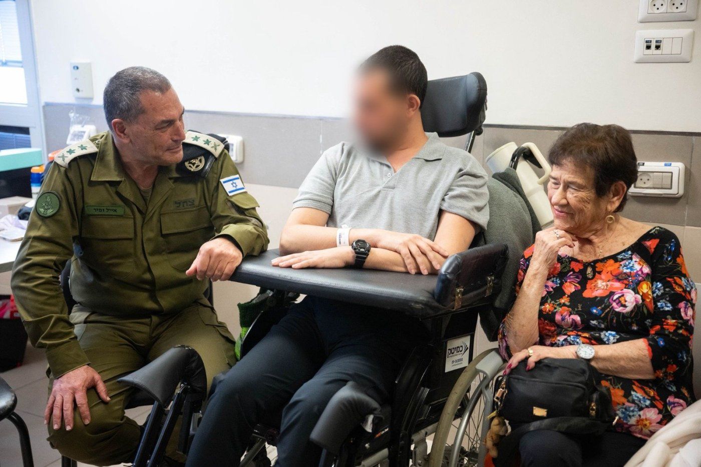 הרמטכ"ל נפגש עם הפצועים
