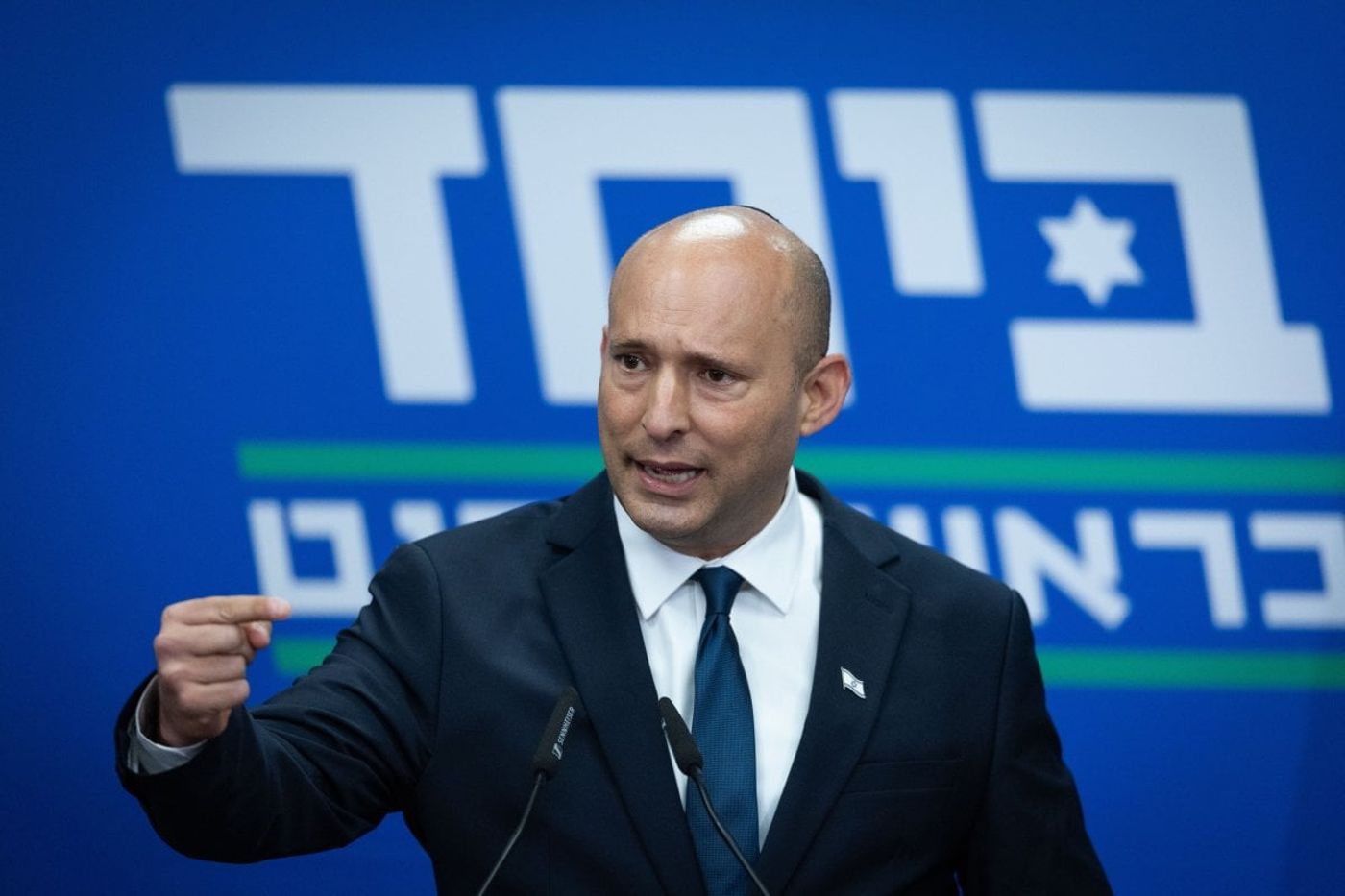 סקר מנדטים: בנט בשפל חדש; נתניהו מזנק