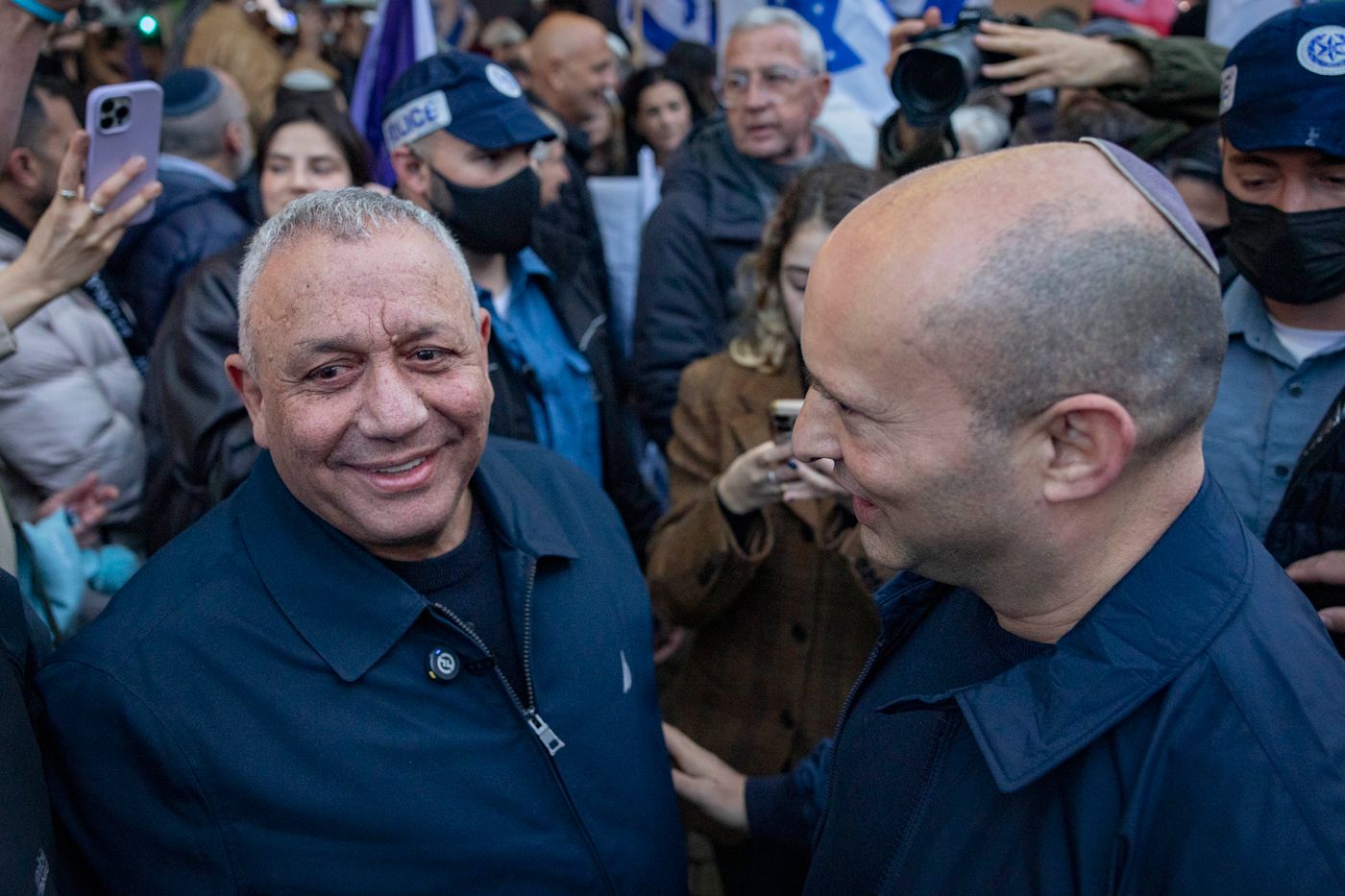 איזנקוט ובנט