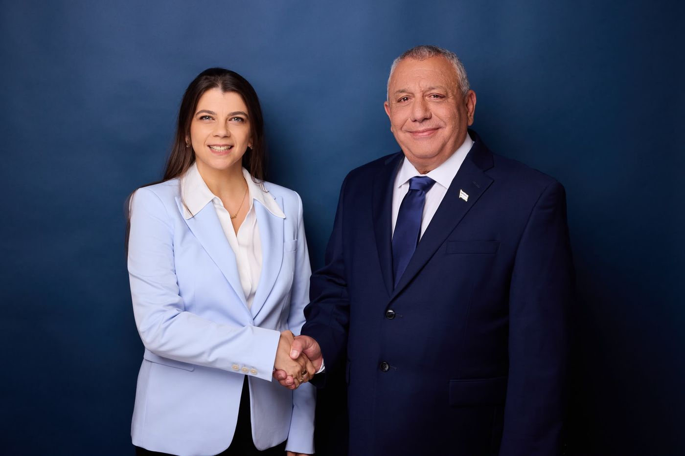 חיזוק משמעותי: מצטרפת חדשה למפלגה של איזנקוט