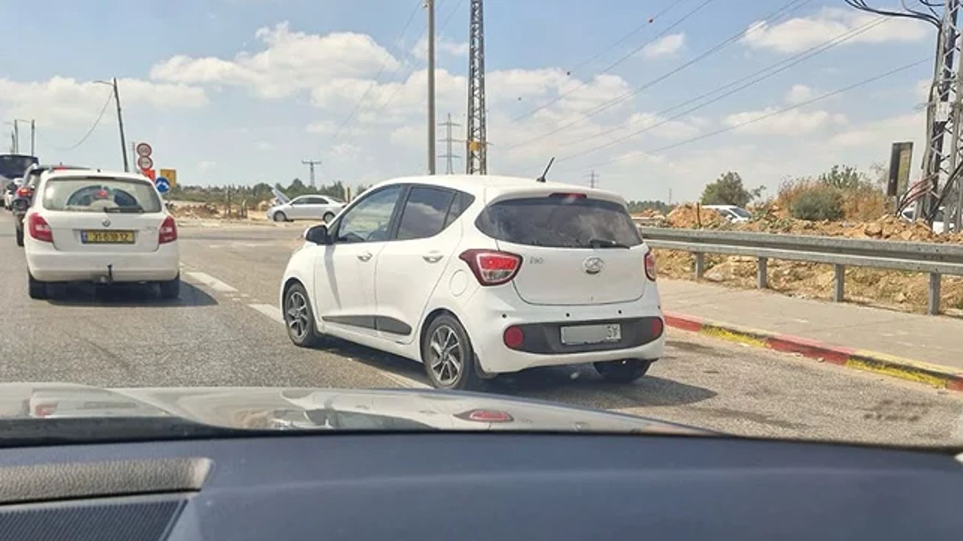 דרמה בטחונית: חיילת חמושה אותרה ברכב פלסטיני; זה מה שהתגלה