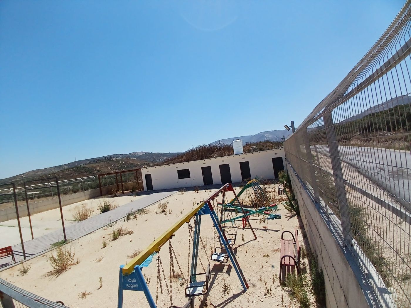 מתחם חדש ולא חוקי שהוקם במימון האיחוד האירופי בשטח C
