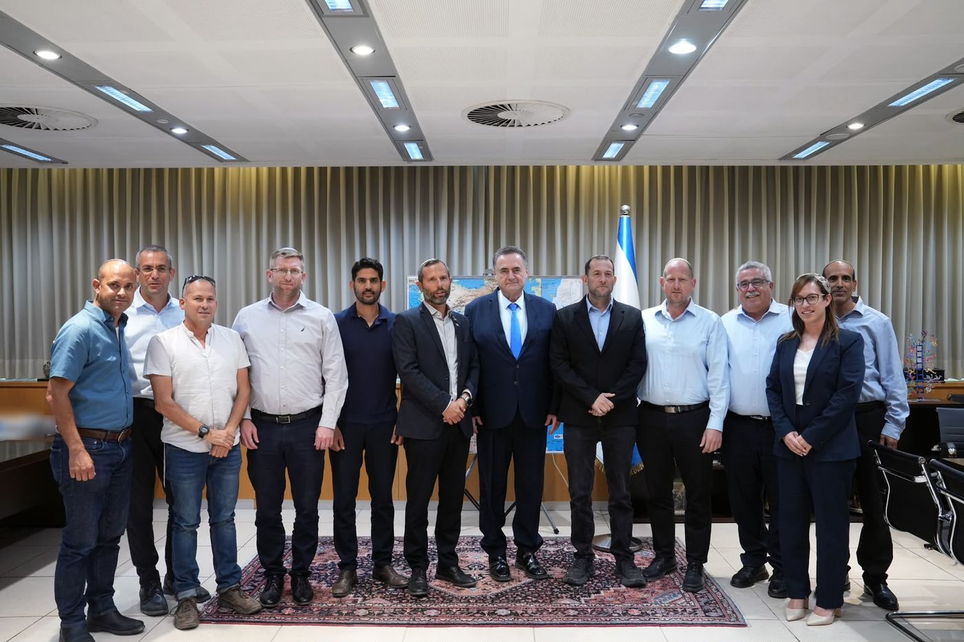 פגישת השר וראשי הרשויות