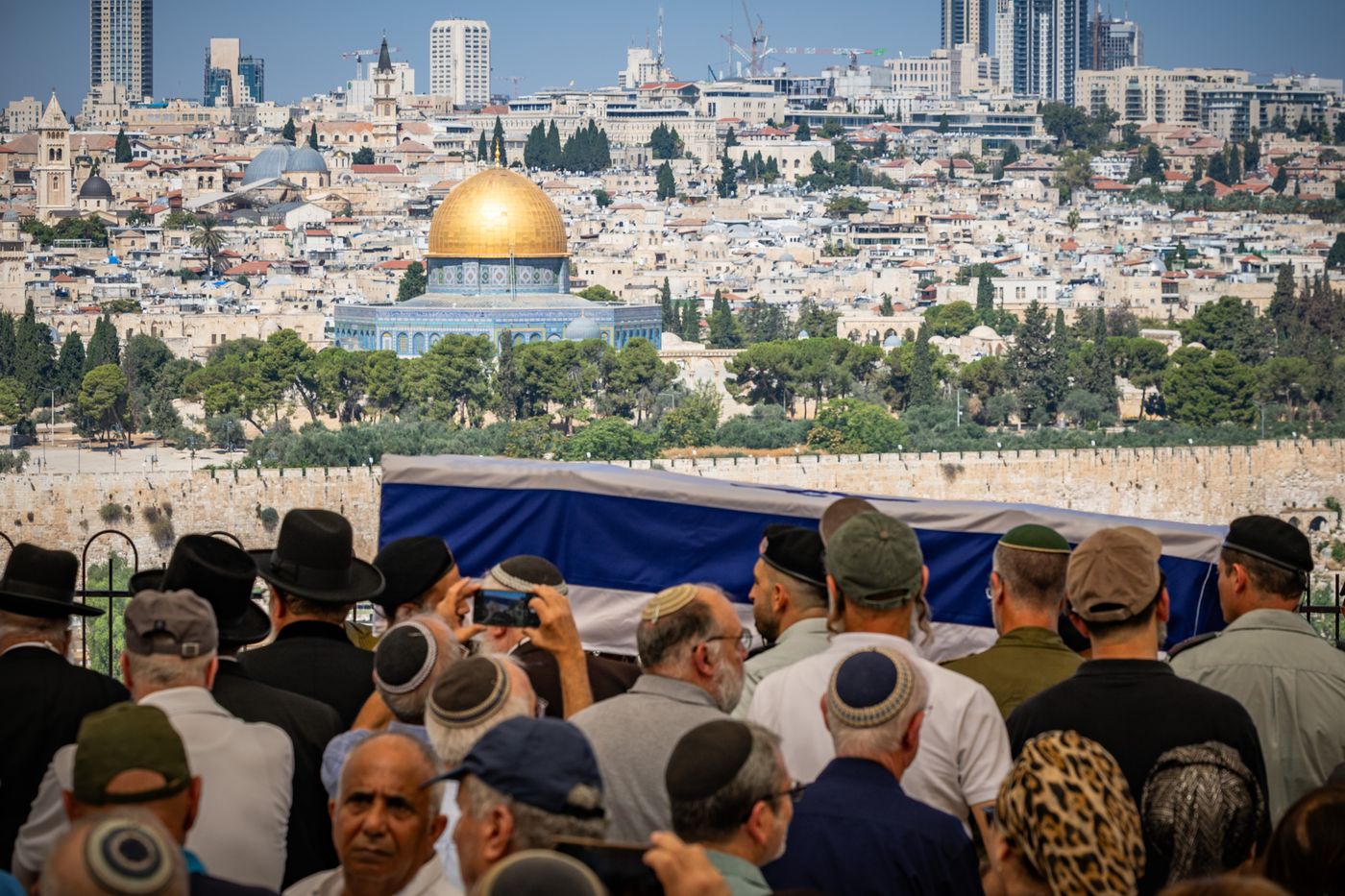 יהודה כץ מובא למנוחות בהר הזיתים