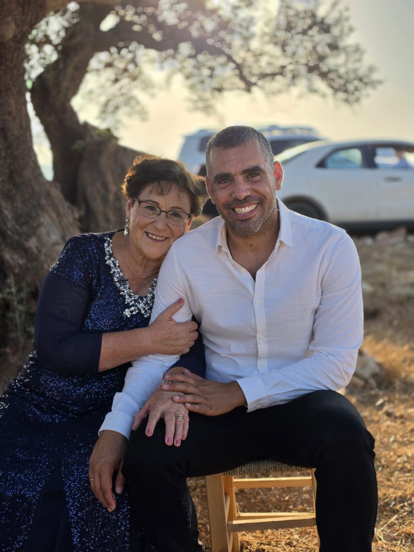 "דמעות של געגוע ושמחה": בתו של אלירז פרץ התחתנה