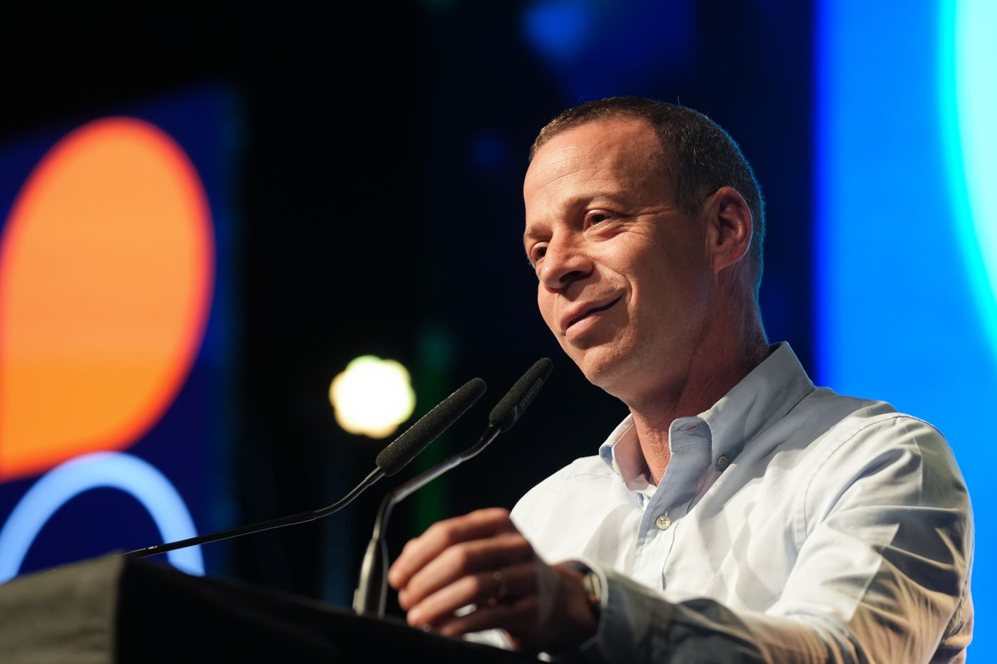 עמית סגל בבשורה מפתיעה לעוקביו ברשת