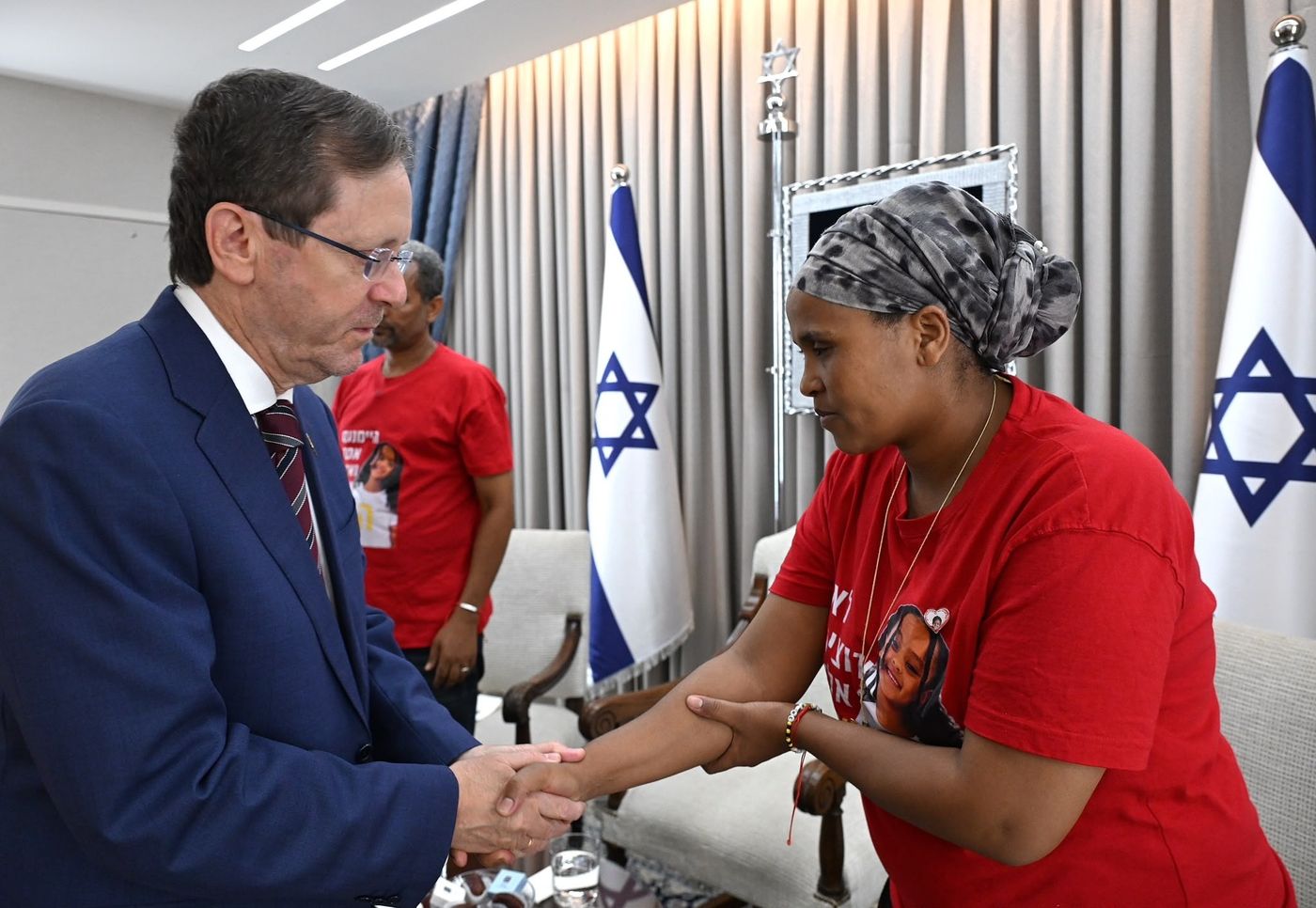משפחת קסאו בבית הנשיא