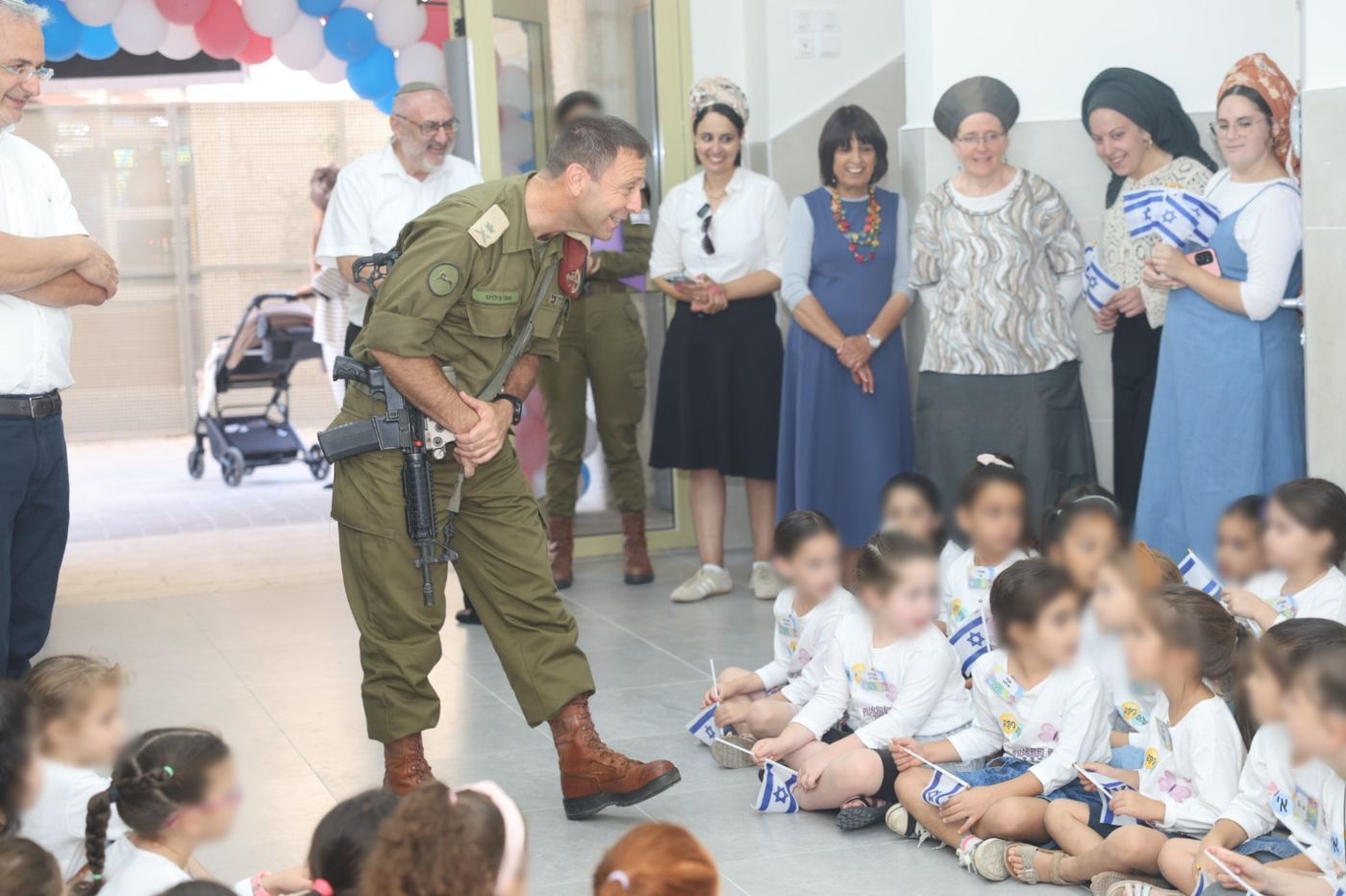אלוף פיקוד המרכז אבי בלוט בבי"ס בבית אל