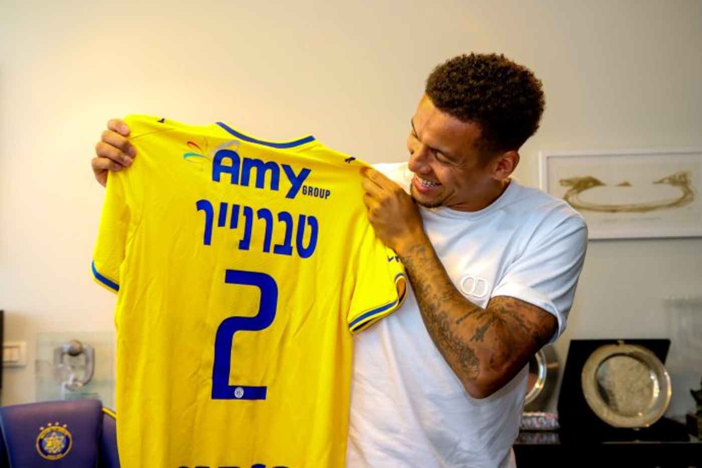 טברנייר