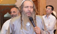 הרב שלום ארוש הודיע כי יפסיק לקבל נשים