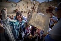 דרמה: בג"ץ קובע שיש להכיר בגיורים רפורמים