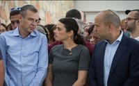 גורם בליכוד תוקף: "ימינה דוחה כל הצעה בשל מאבקים פנימיים"
