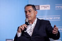 גדעון לוי נגד חבריו למחנה: "השנאה לנתניהו מופרזת"