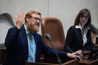 יהודה גליק: "הרב אליהו השמיץ את הרב טל בשקר"
