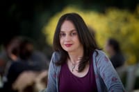 גילית חומסקי לסרוגים: ספר טוב יכול להיכתב בכל מגזר