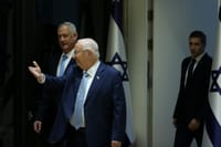 לאחר הסירוב מהבלוק: גנץ הציע לנתניהו להיפגש