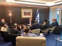 ההצעות לנתניהו: בחירות ישירות ופגישה עם ליברמן