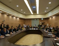 לאחר דיון סוער: נסללה הדרך לדיוני החסינות