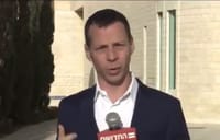 עמית סגל לא מסתיר את דעתו על הדיון בבג"צ. צפו