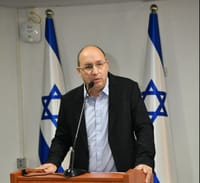 ניסנקורן לפרקליטי המדינה: מעתה אהיה החומה שלכם