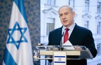 פרקליטי נתניהו תוקפים: ניסיון פסול להסתרת האמת