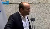 בנט במתקפה: "מה קרה לכם? נהיה לכם לב מאבן?״