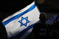 הדגלים השחורים: מחר נפגין מול הבית של אוחנה בת"א