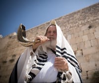 להורדה: אישור מעבר לחזן ולתוקע בימים הנוראים
