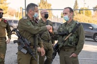 כבוד למגזר: 5 אוגדונרים סרוגים חדשים