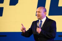 מדיניות העמימות של בנט מול נתניהו: לא רק טקטיקה
