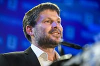 סמוטריץ' מבהיר: "עבאס היה ונשאר תומך טרור"