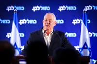 דרישה מגנץ: אשר רכישת חיסונים לקורונה