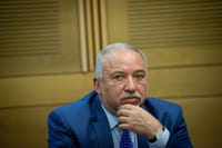 ליברמן לחרדים: "קורא לכם לחזור למקורות"