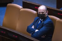 בנט חייב להשתתף | מה זה דיון 40 חתימות?