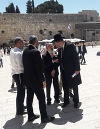 אחרי מינוי הרב אבינר לנשיא: הרב הראשי הגיע לביקור בישיבה