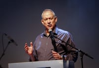 לאחר בדיקה נוספת: המזכיר של גנץ לא חלה בקורונה