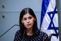 אחרי המבוכה: הפיצוי לשרת האנרגיה קארין אלהרר