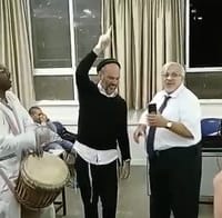 צפו: יונתן רזאל עושה חגיגה בקורס רענון נהיגה