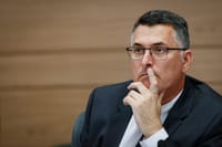 עמית סגל על ההחלטה של גדעון סער: "כלי בעייתי"