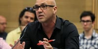 גל אוחובסקי נחקר במשטרה בחשד לעברות מין