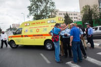 אירוע ירי בלוד: גבר כבן 60 במצב קשה עם חבלת ראש