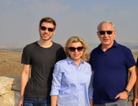 תלונה נוספת למשטרה: איומים ברצח שרה ויאיר