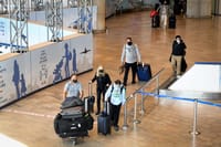 קטטה חריגה בנתב"ג: צעיר נפצע קשה מדקירה