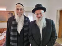 אחרי הביקורת: הרב טאו נפגש עם הרב אליהו