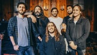 רווקים? ללהקת הפיל הכחול יש פתרון מפתיע בשבילכם