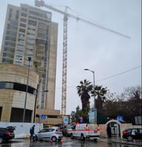 טרגדיה בירושלים: אדם סייר באתר בנייה – ונפל אל מותו