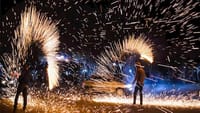 באיראן חוגגים את "חג האש"; במשטר חוששים