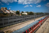 תקלת ענק ברכבת: 8 תחנות הושבתו