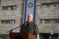 גנץ: "כל האמצעים כשרים כדי לשבור את גל הטרור"
