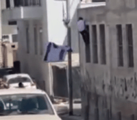 לאחר התיעוד ביפו: נעצרו חשודים בהורדת דגלי ישראל